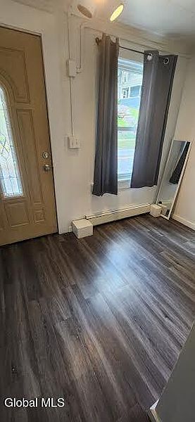 4th image of 18 E Main Street