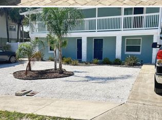 910 Maple St, New Smyrna Beach, FL 32169