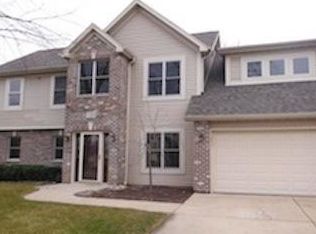 720 S 10th Ave, St Charles, IL
