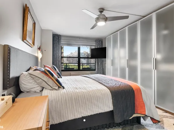 140 West End Avenue image 8 of 19