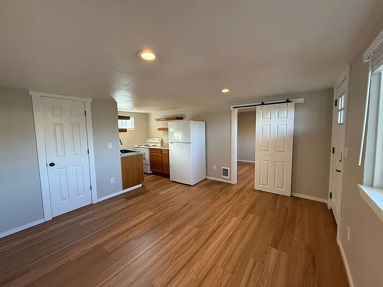 621 S Cannon St — Photo 7