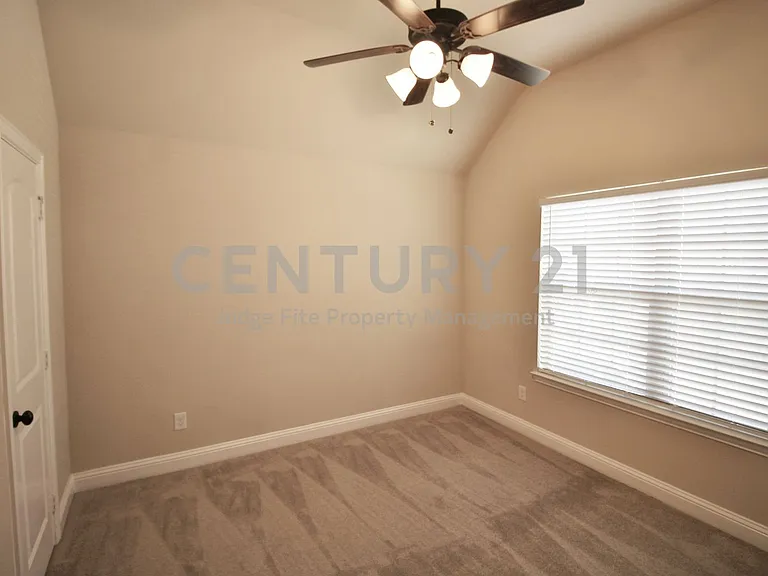 505 Clemson Ln — Photo 22