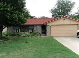 1205 Davis St, Cleburne, TX 76033