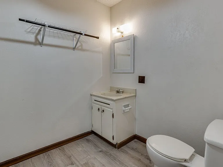 1432 SW 61st Ter — Photo 23