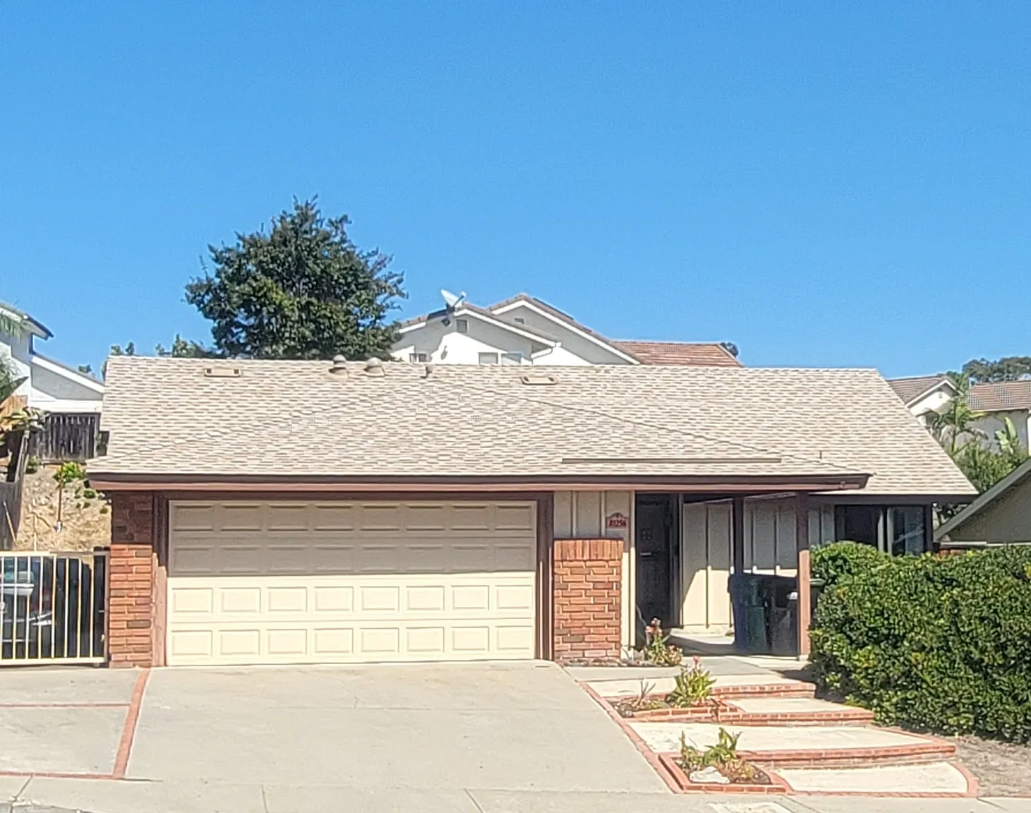 3 bed, 1431 sqft, $4,585 — Photo 1