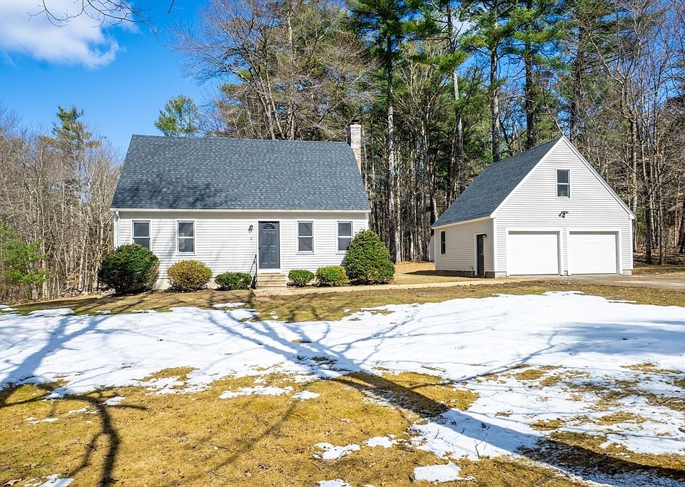 1st image of 3 Charnock Cir