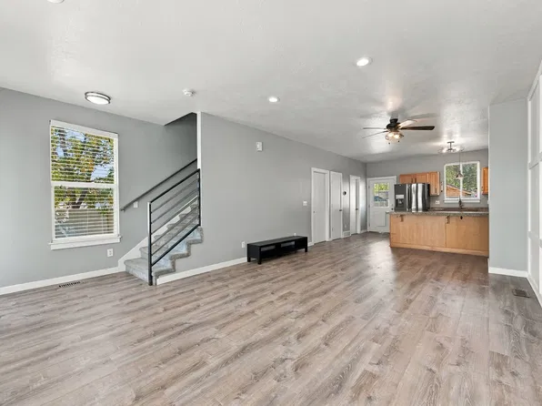 586 N 800 W, Salt Lake City, UT 84116