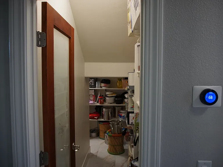 8833 Harding Hall Dr — Photo 20