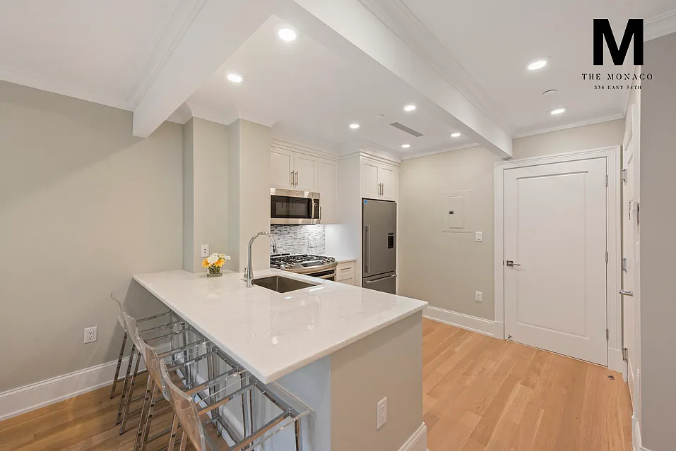 336 East 54th Street — Photo 4