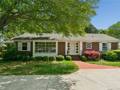 812 Poquoson Ave, Poquoson, VA, 23662