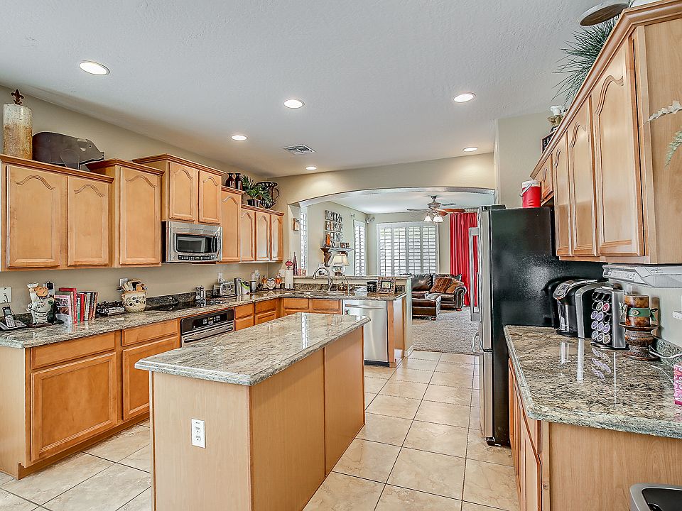 1st image of 3415 E Mead Dr