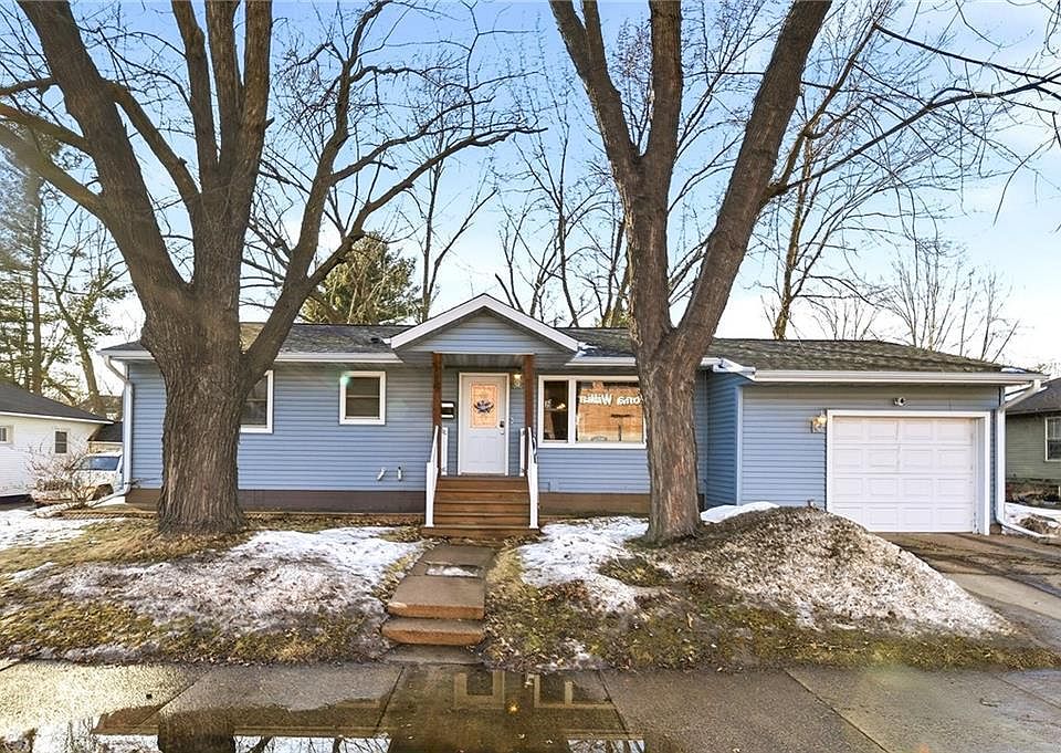 1st image of 1607 Broadway Street