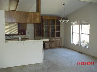 13127 Locke Rd, Lockeford, CA 95237