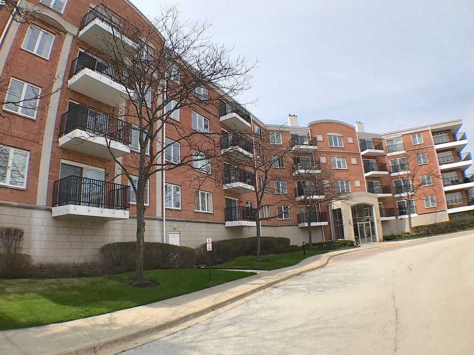 1st image of 451 Town Place Cir APT 206