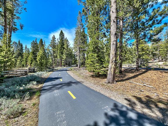 3rd image of 2 Sawmill Rd