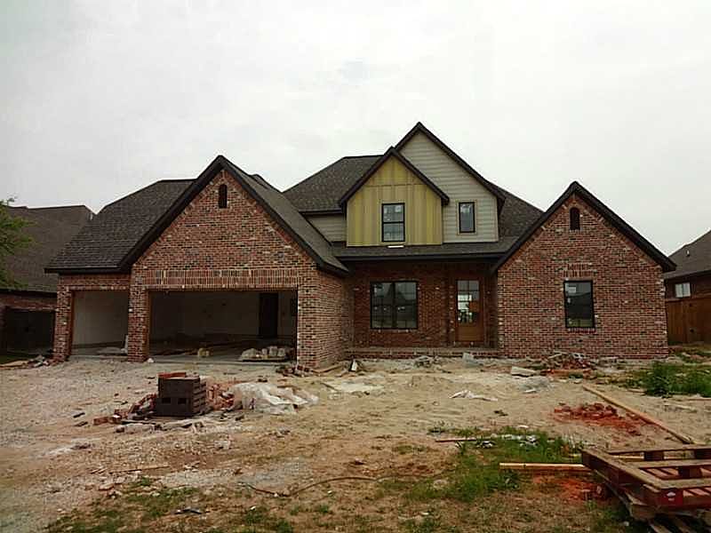 1st image of 2608 Murfield Dr