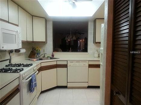5th image of 5400 Park St N APT 510