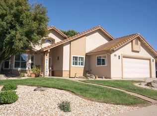 121 Magnolia Ave, Clovis, CA 93611