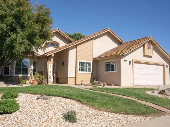 121 Magnolia Ave, Clovis, CA 93611