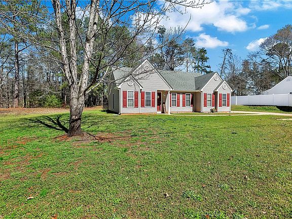 2nd image of 3338 Centerville Rd