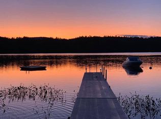 202 S Shore Dr, Hopkinton, NH 03229