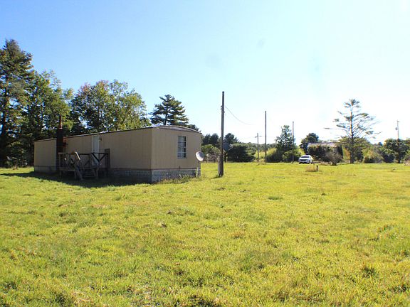 3rd image of 1443 Seneca Trl