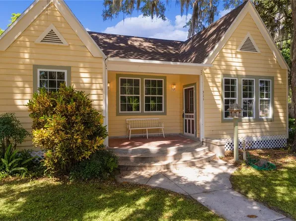 511 Perkins St, Leesburg, FL 34748