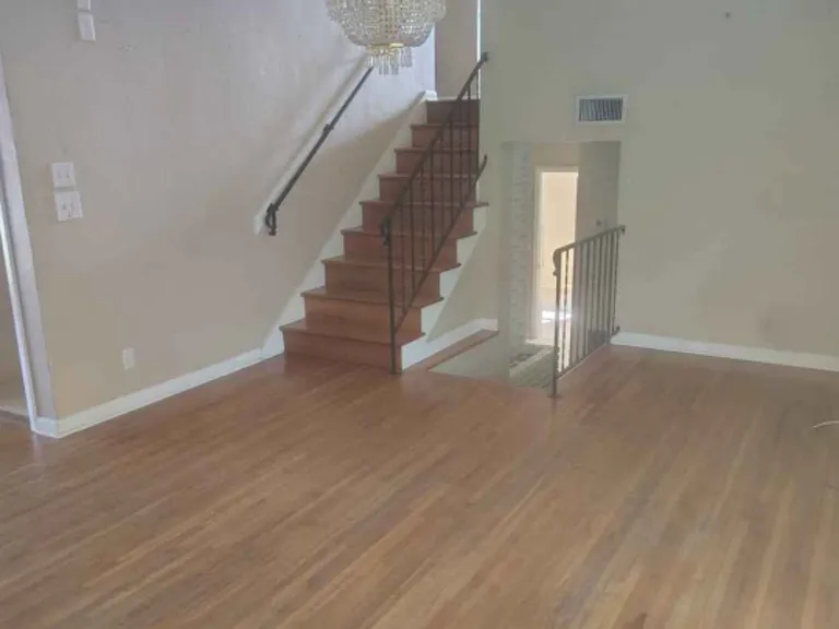 9711 Orange Grove Dr — Photo 2