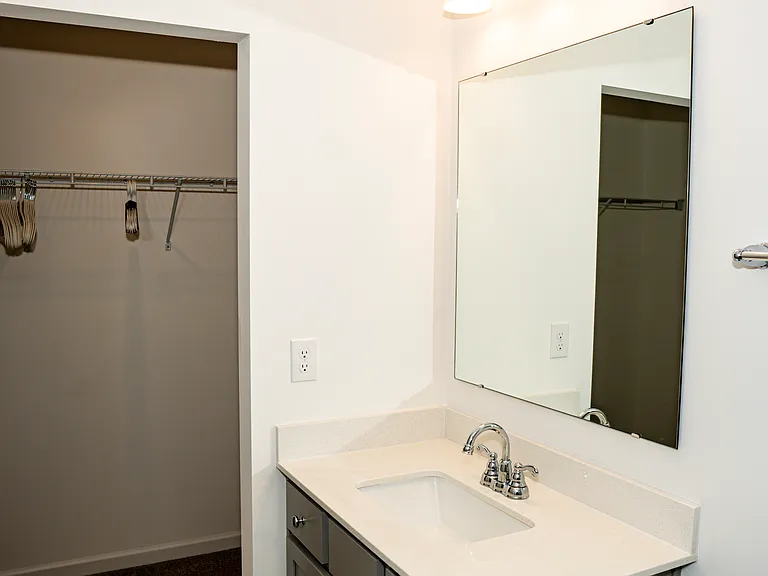 15014 Scoter St — Photo 2