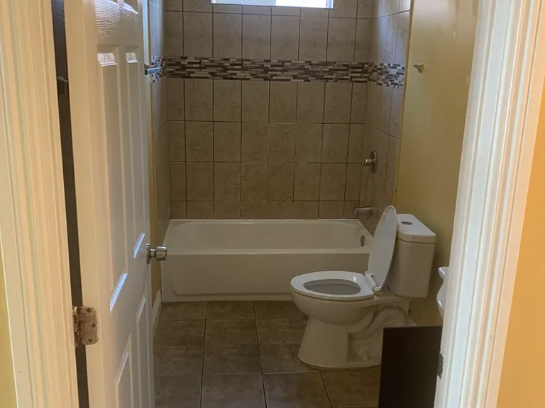 9011 Orchard Ave #5 — Photo 8