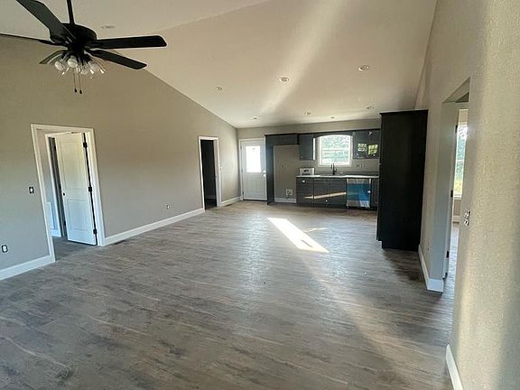 5th image of 331 Thomas Loop Rd