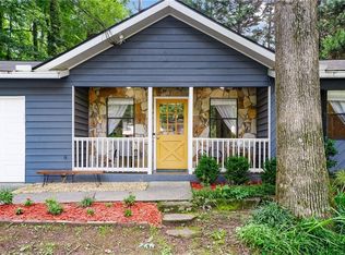 3220 Oakbrook Ln, Clarkston, GA 30021