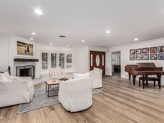 5th image of 3108 Sonia Dr