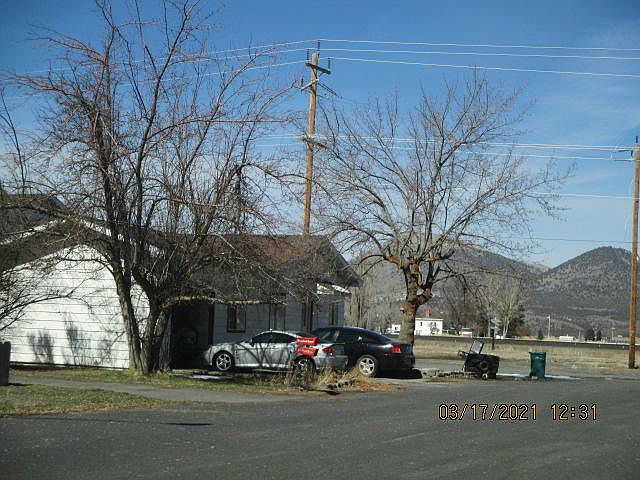 2nd image of 438 N Garfield St