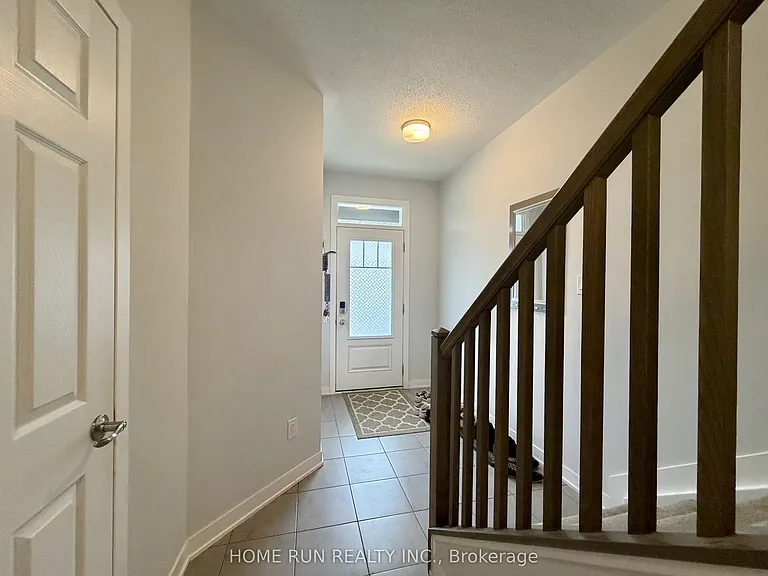216 Billrian Cres — Photo 15