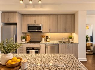 1 The Esplanade Dr #1307, Toronto, ON M5E0A8