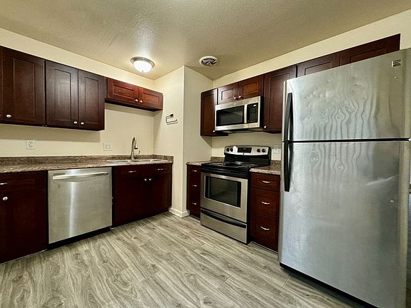 5th image of 4522-4624 SE 29th Ave #4614