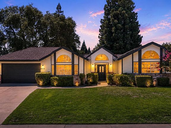 2nd image of 6113 Kenneth Oak Way