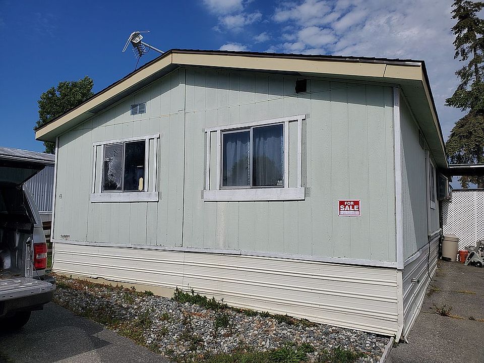 1st image of 700 NW Crosby Ave Trailer 43