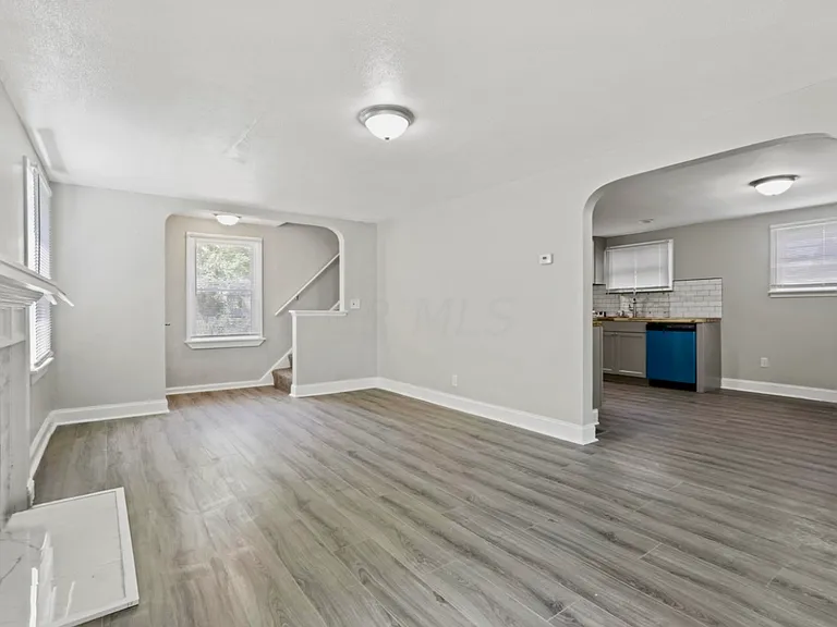 2441 Taylor Ave — Photo 5