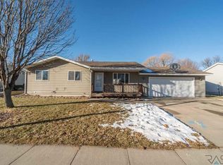 605 N Rose Ave, Tea, SD 57064