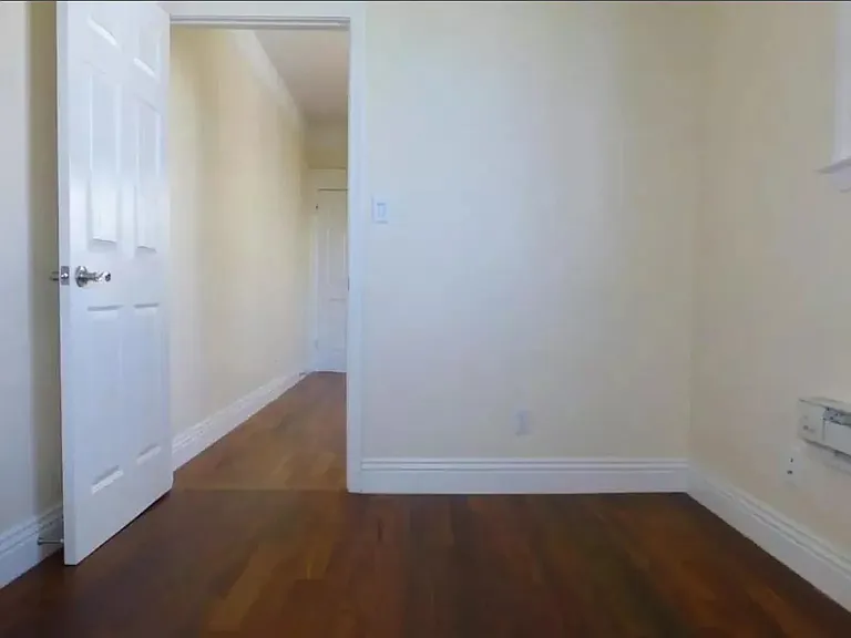 624 Shrader St #8 — Photo 5