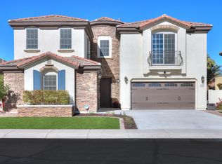 910 E Canyon Way, Chandler, AZ 85249