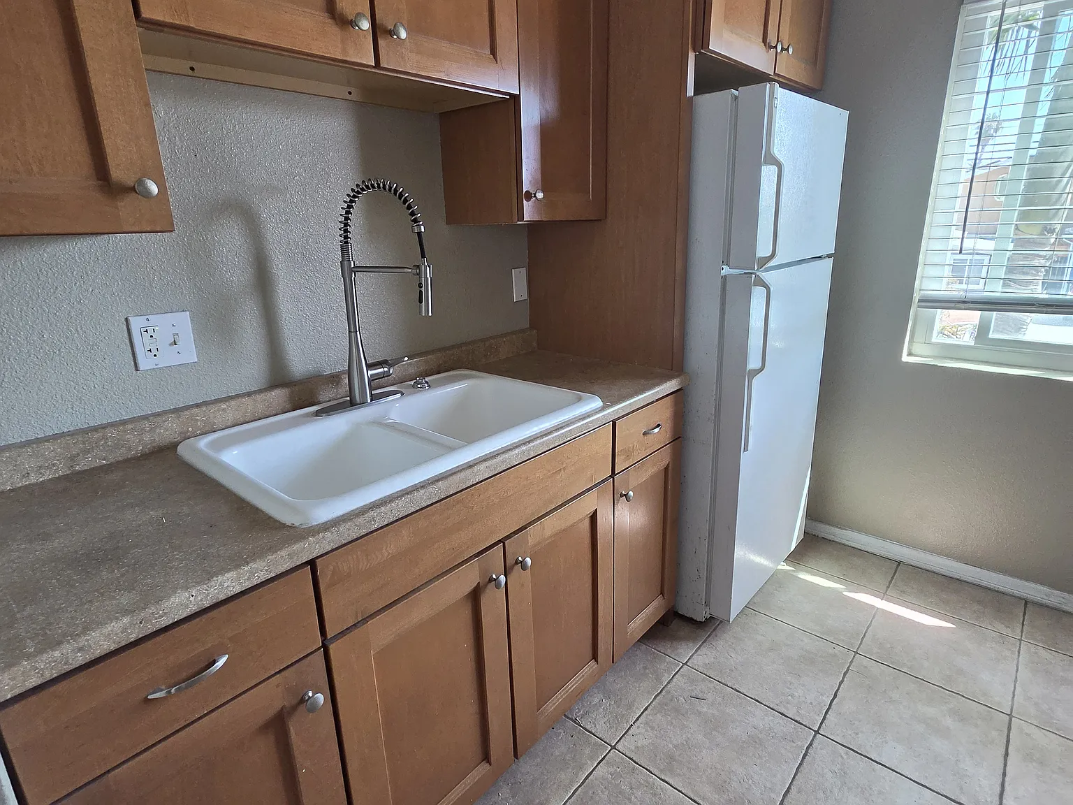 2 bed, 675 sqft, $2,045 — Photo 4