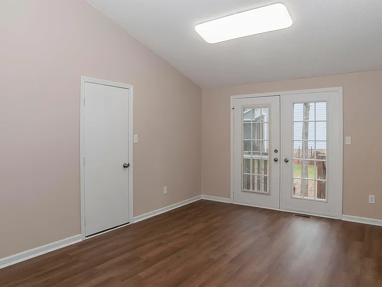 507 Trappers Run Dr — Photo 6