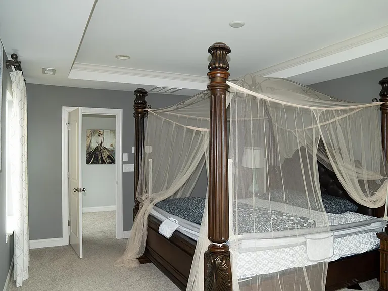 7082 Founders Way — Photo 16