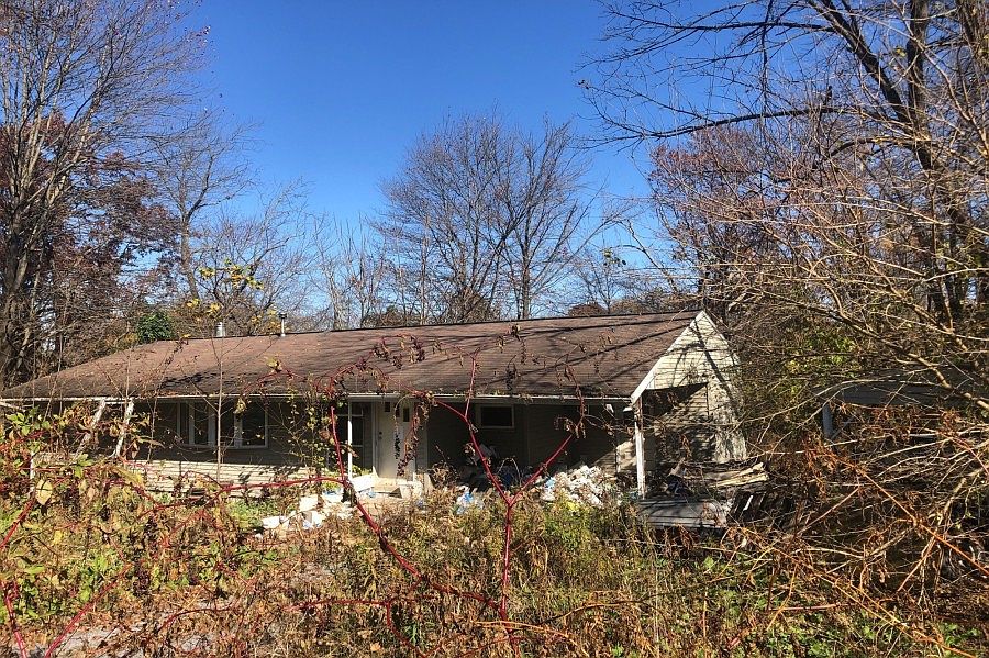 2nd image of 7742 Baseshore Dr