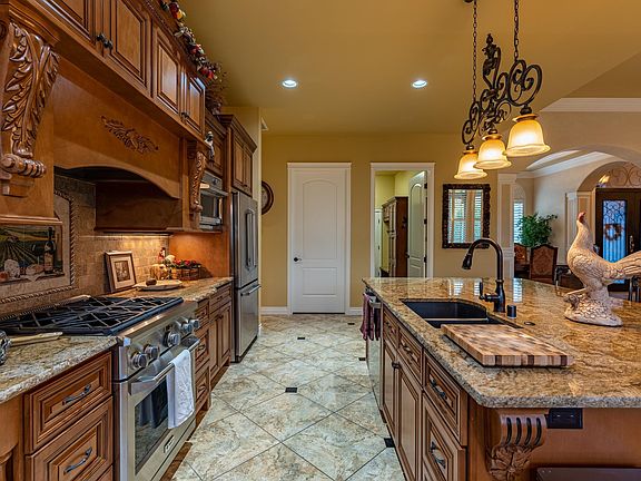4th image of 3108 Tuscany Dr
