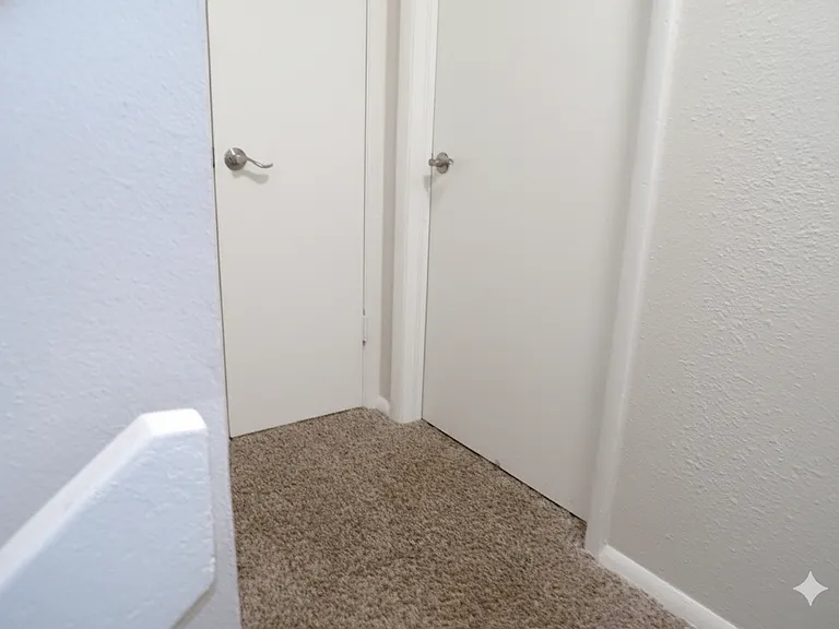 Regency Point Luxury Apartments — Photo 117