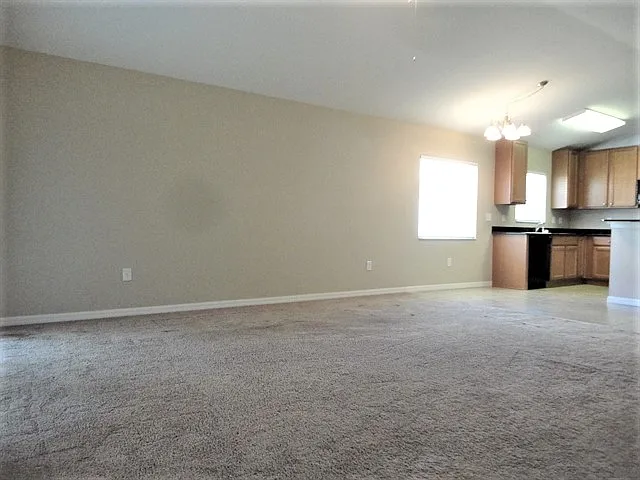 3213 Dunstable Dr — Photo 6